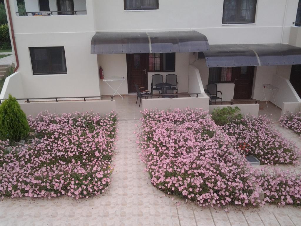 Amari Hotel Metamorfosi  Buitenkant foto