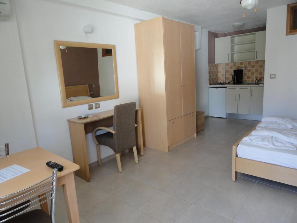 Amari Hotel Metamorfosi  Buitenkant foto