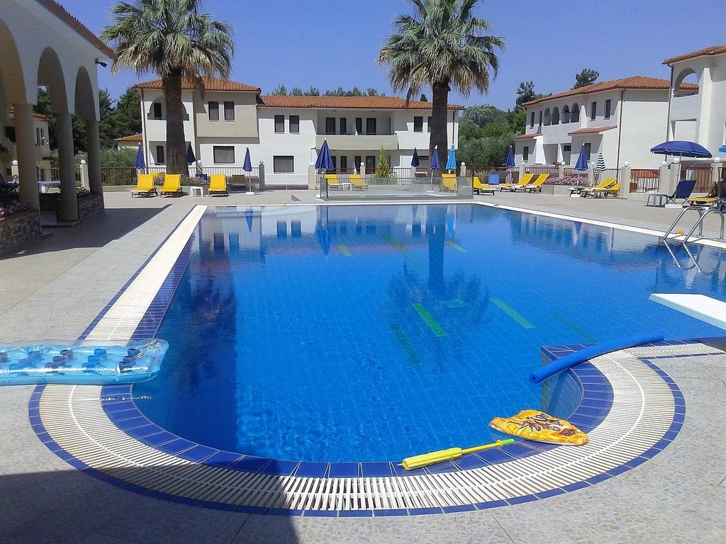 Amari Hotel Metamorfosi  Buitenkant foto